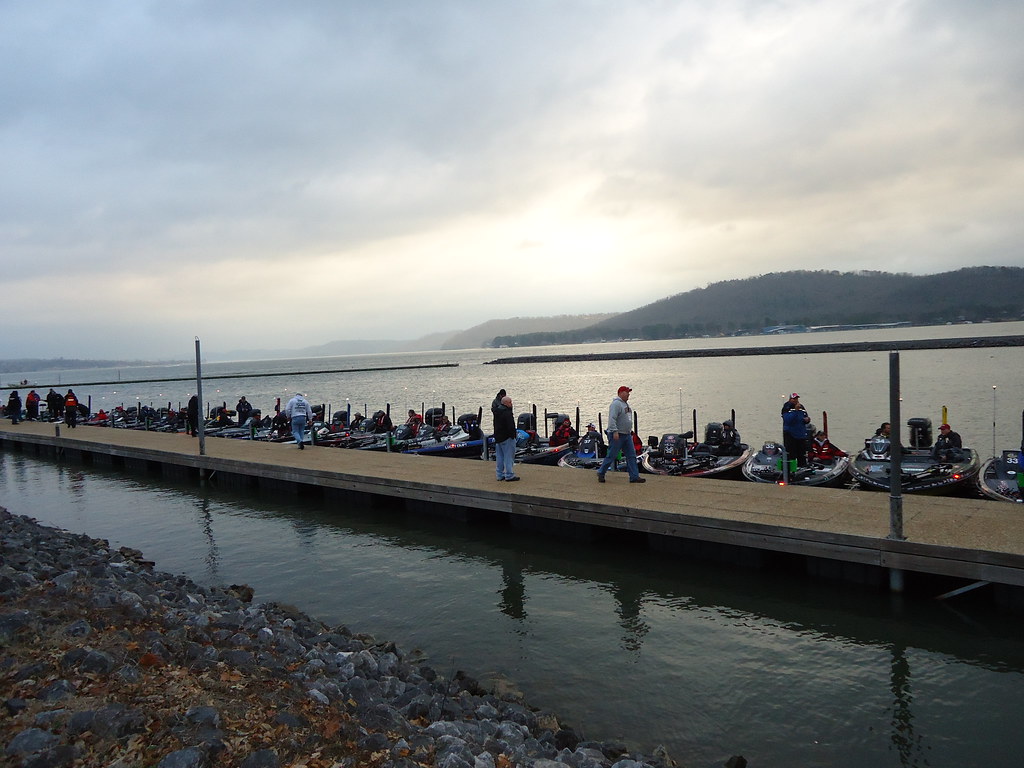 Lake Guntersville boat ride