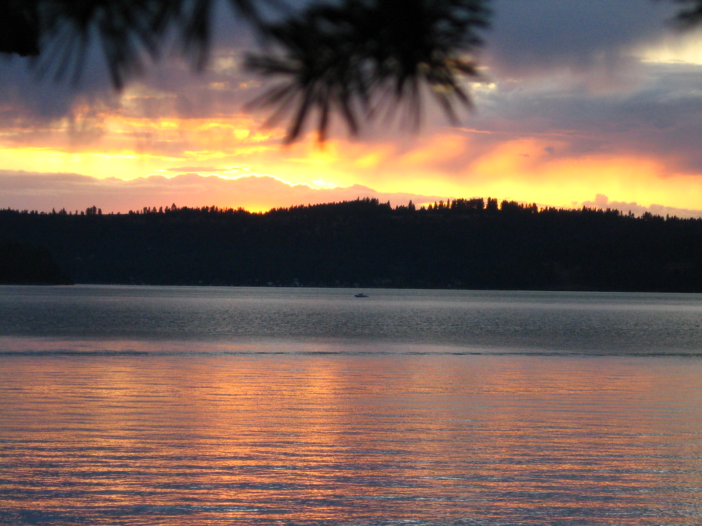 Lake Coeur d'Alene boat ride