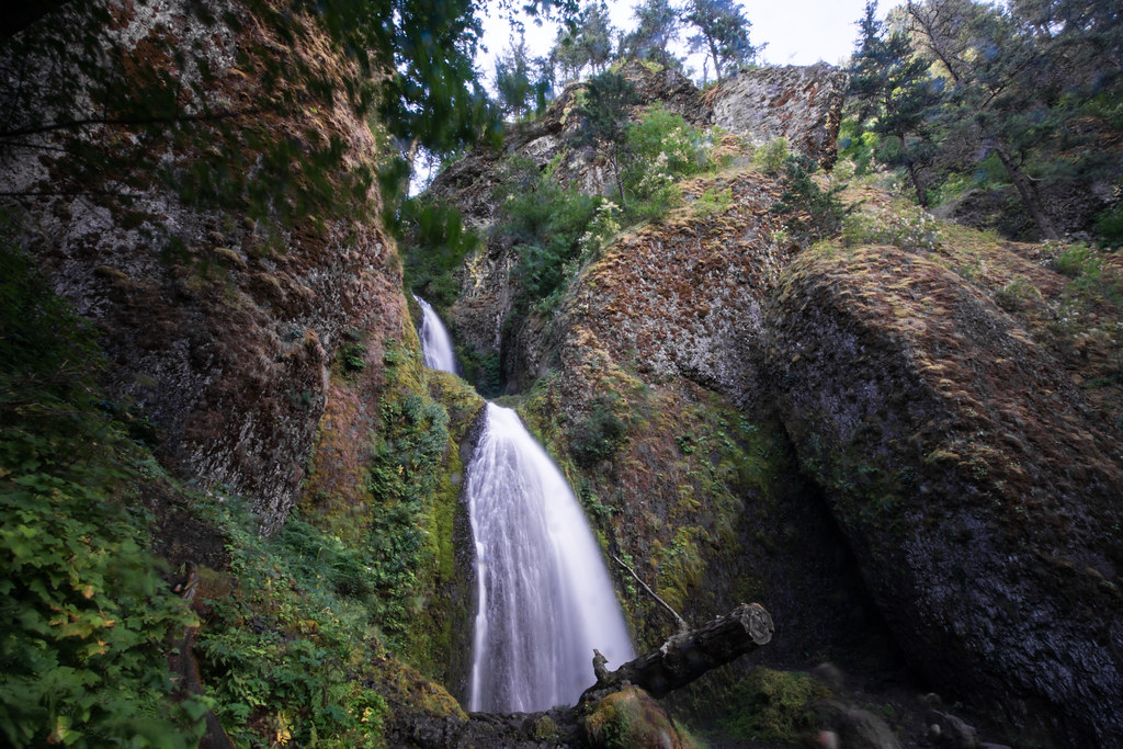 Columbia River Gorge boat ride