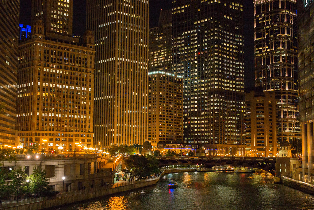 Chicago River boat ride